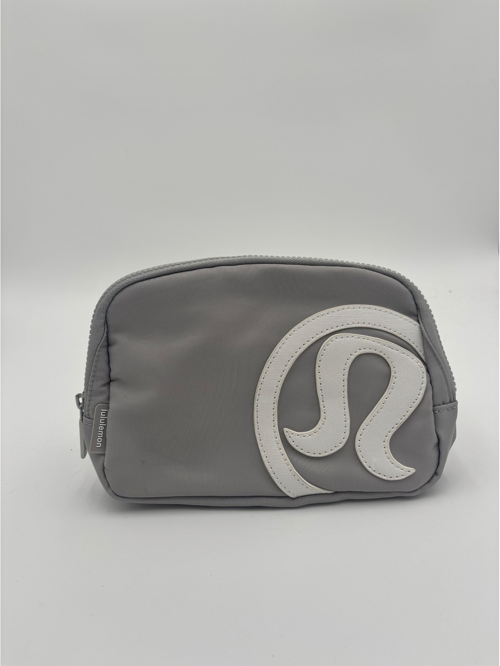 Lululemon Everywhere Belt Bag Gray/White Large Stitched 3D LOGO